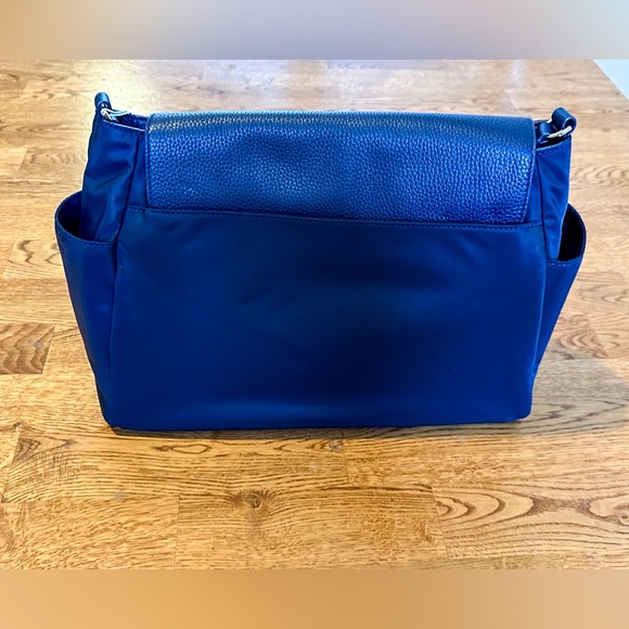 NWT Tory Burch Navy Blue Thea Nylon Messenger Baby Bag - Picture 2 of 16